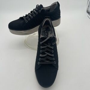 TRAQ ALEGRIA TRA-MAG-5001 Black Lace Up Textured White Sole Lisa Sneaker 39 US 8